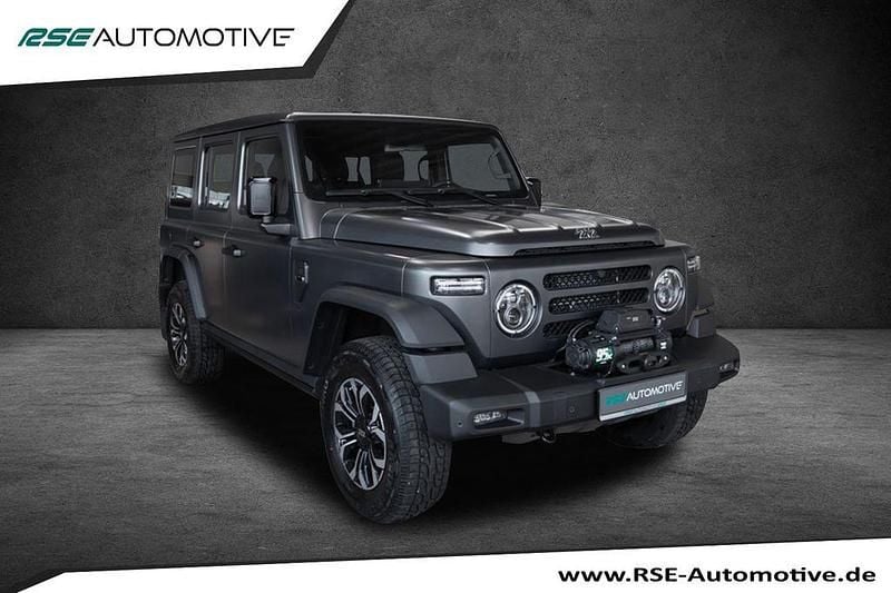 Gebraucht BAW 212 166 PS (122 kW) 2025 Grau SUV