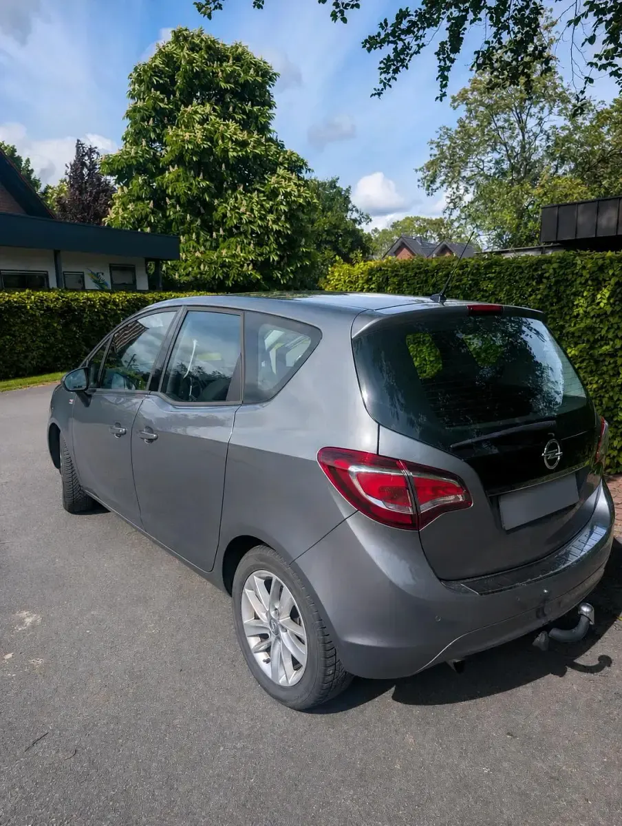 Gebraucht Opel Meriva 120 PS (88 kW) 2015 Grau Van / Kleinbus
