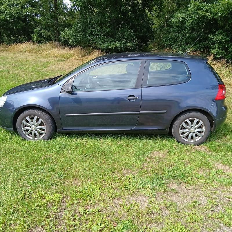 Gebraucht VW Golf V 80 PS (58 kW) 2007 Blau Limousine