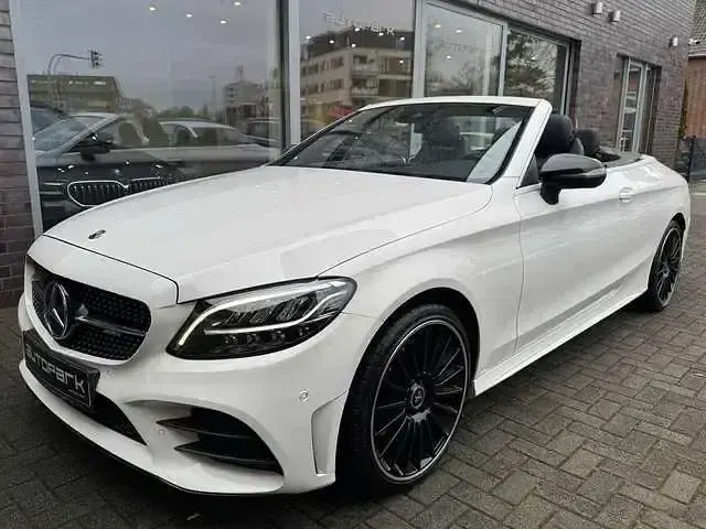 Używany Mercedes C220 AMG line 194 KM (142 kW) 2019 Kabriolet
