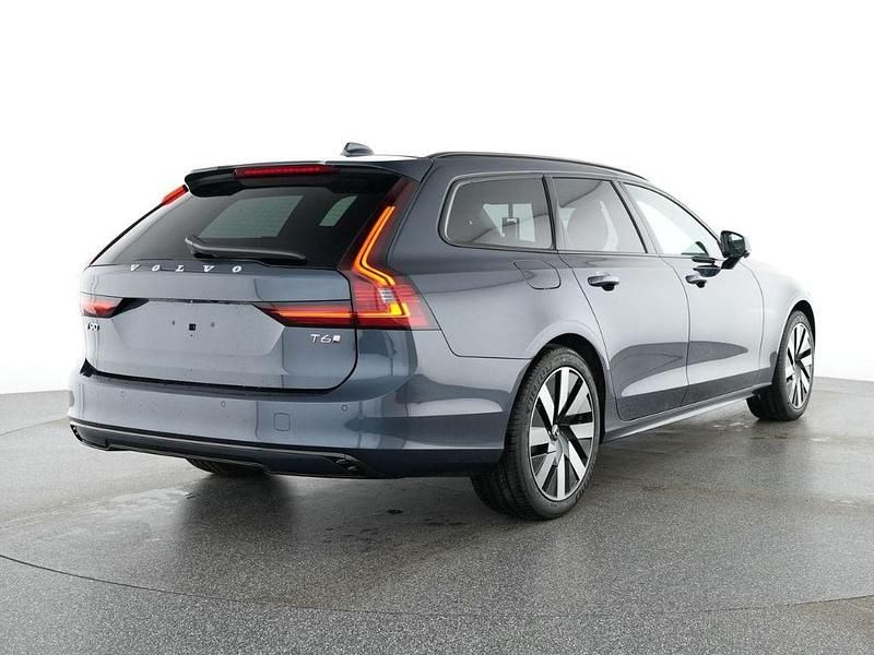Gebraucht Volvo V90 Plus 398 PS (292 kW) 2025 Blau Kombi