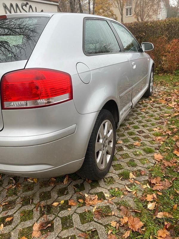 Silber Gebraucht 2004 Audi A3 Kombi | 1.000 € (Superpreis) - Bild 1/4