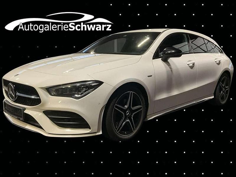 Gebraucht Mercedes CLA200 AMG 150 PS (110 kW) 2022 Amg polarweiss Kombi