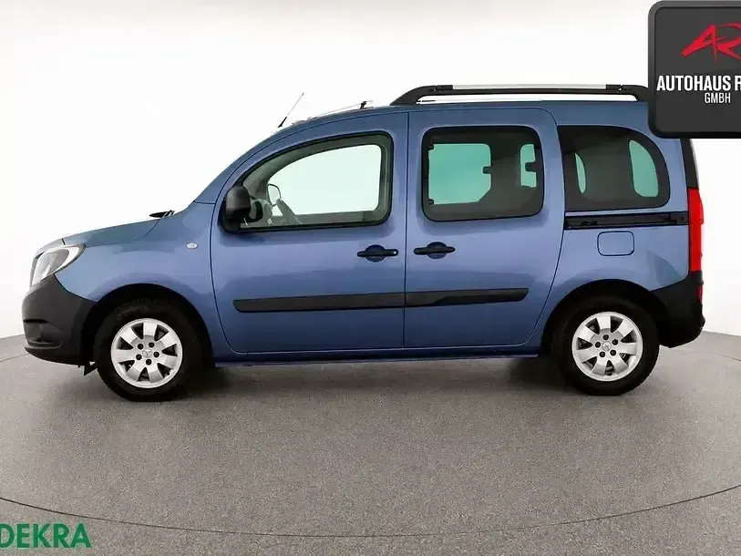 Gebraucht Mercedes Citan 111 110 PS (80 kW) 2018 Kornelitblau Van / Kleinbus
