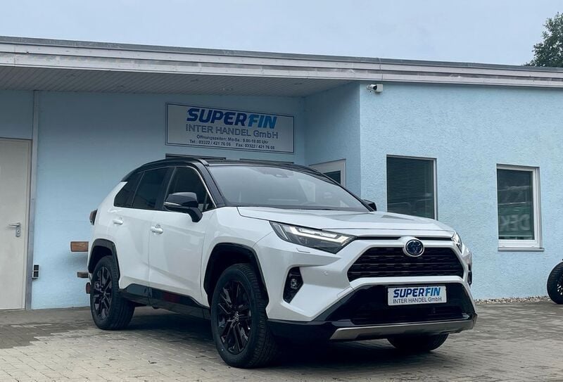 Weiß Gebraucht 2023 Toyota RAV4 Hybrid Style SUV | 44.990 € (Fairer Preis) - Bild 1/4