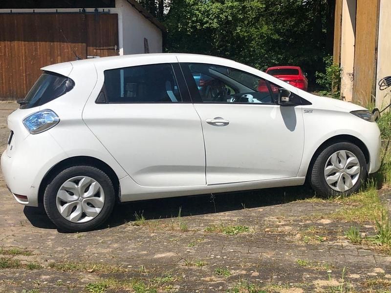 Gebraucht Renault Zoe Life 44 kW (61 PS) 2017 Schwarz Kleinwagen