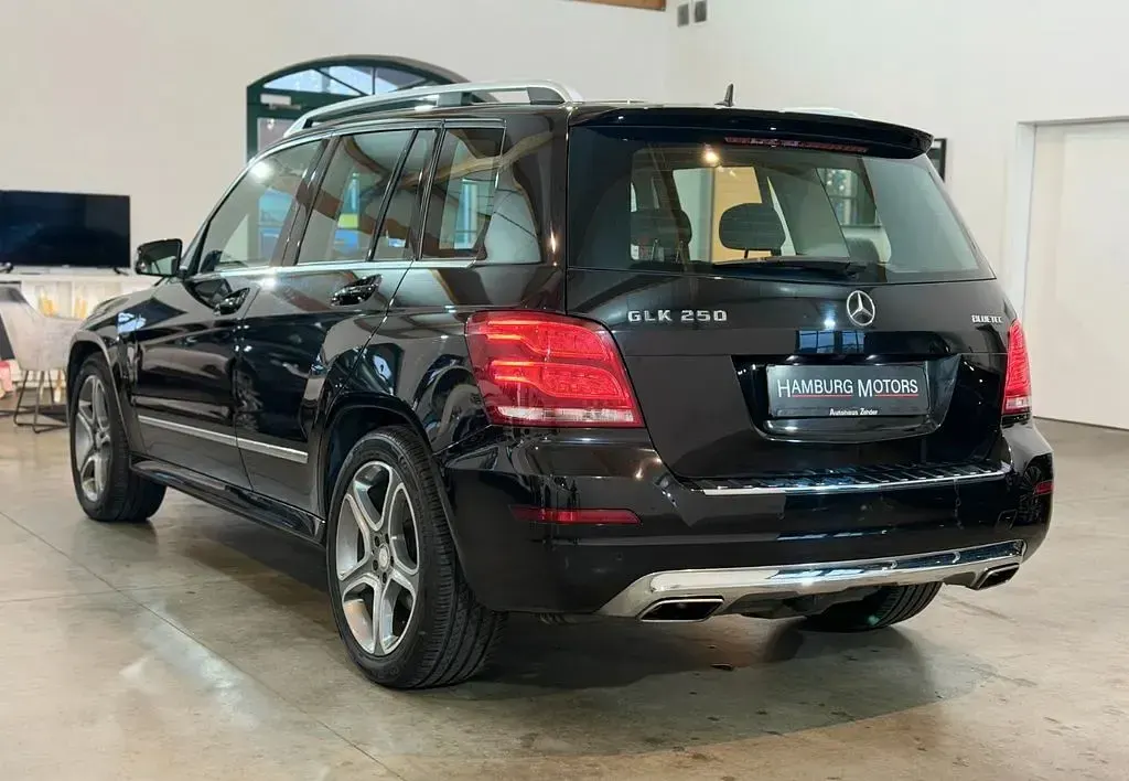 Gebraucht Mercedes GLK250 204 PS (150 kW) 2013 Schwarz SUV
