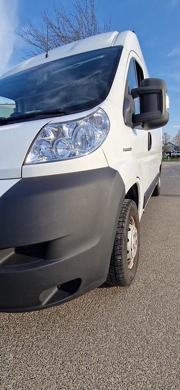 Gebraucht Peugeot Boxer 120 PS (88 kW) 2008 Weiß Van