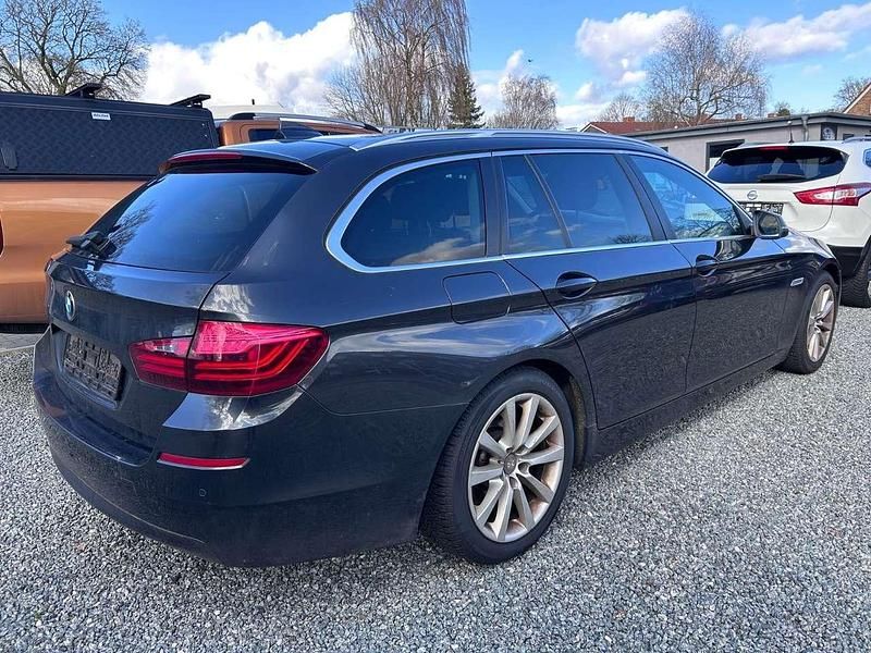 Gebraucht BMW 525 Performance 218 PS (160 kW) 2015 Grau Kombi