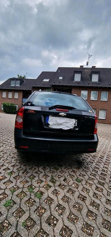 Schwarz Gebraucht 2006 Chevrolet 2500 Limousine | 1.550 € - Bild 1/4