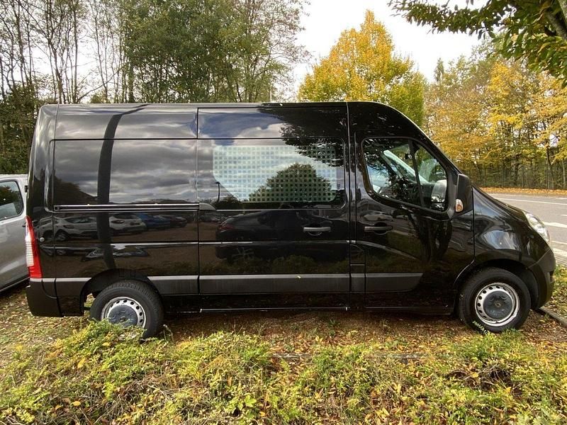 Gebraucht Renault Master 131 PS (96 kW) 2019 Noir nacre Van