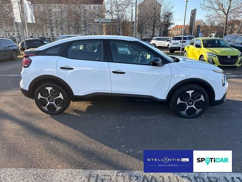 Gebraucht Citroën C4 Feel 131 PS (96 kW) 2021 Weiß Limousine