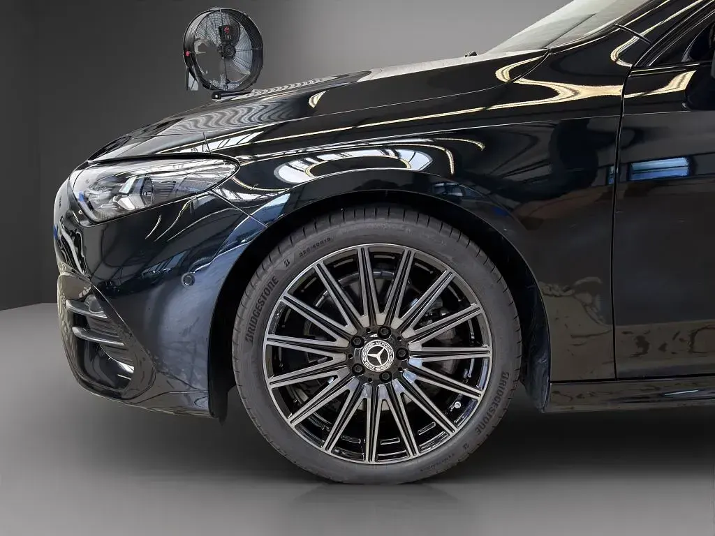 Gebraucht Mercedes CLA 250+ AMG 200 kW (272 PS) 2025 Schwarz Limousine