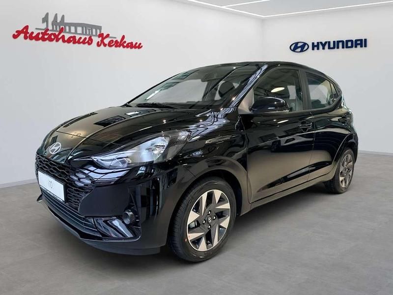 Phantom black Gebraucht 2025 Hyundai i10 Comfort Kleinwagen | 18.250 € (Etwas zu teuer) - Bild 1/4