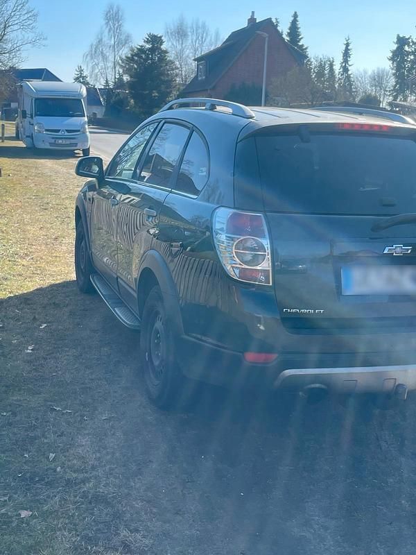 Gebraucht Chevrolet Captiva 163 PS (119 kW) 2012 Schwarz SUV