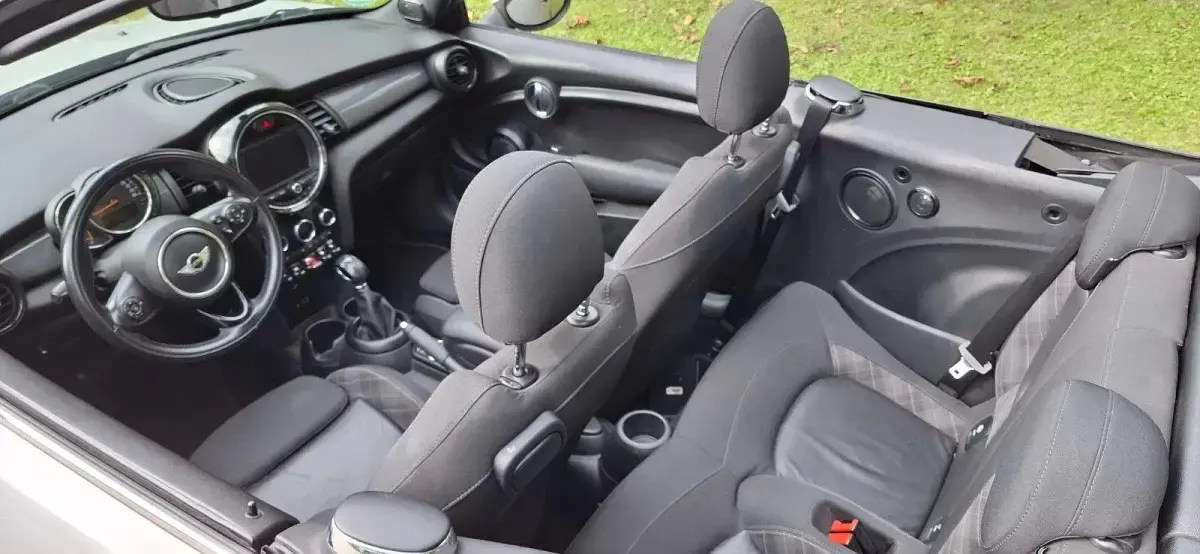 Używany Mini Cooper 136 KM (100 kW) 2017 Srebrny Hatchback