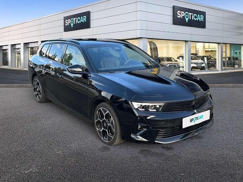 Gebraucht Opel Astra Ultimate 131 PS (96 kW) 2024 Karbon schwarz Kombi