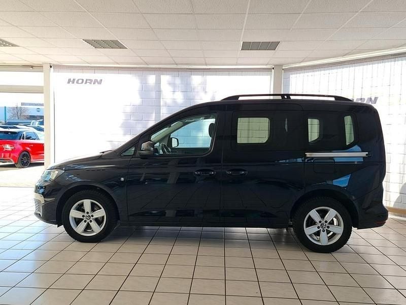 Gebraucht VW Caddy 122 PS (89 kW) 2022 Schwarz Van / Kleinbus