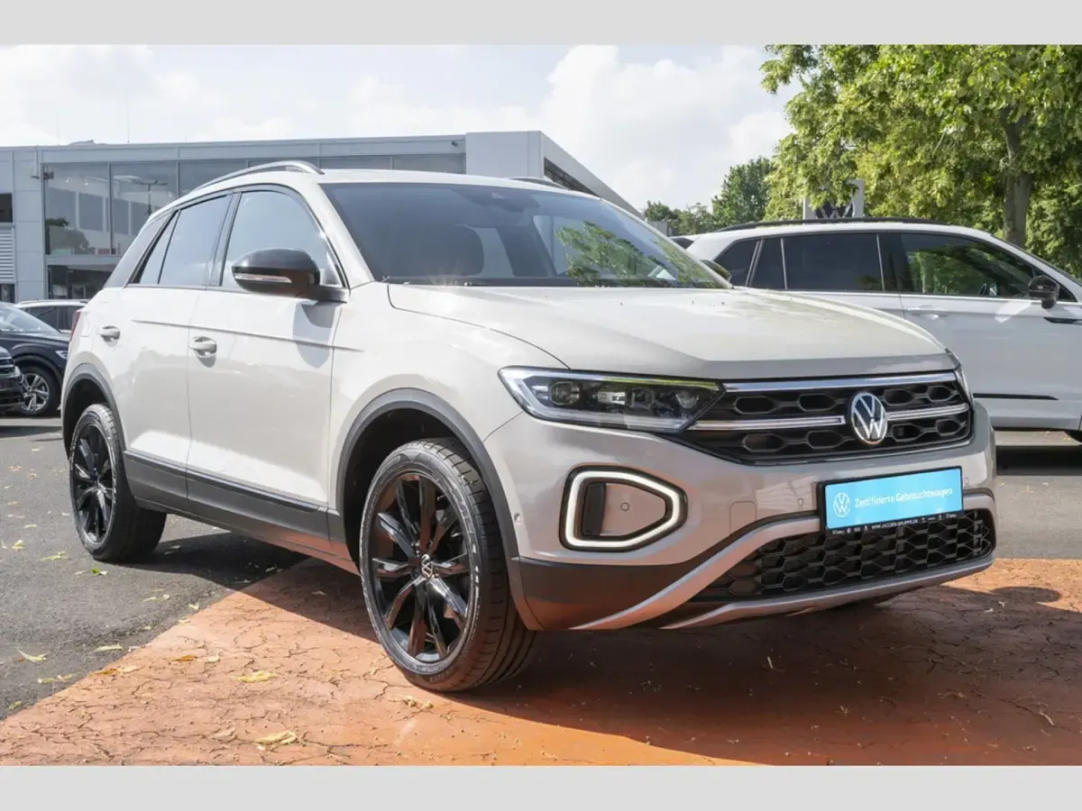 Gebraucht VW T-Roc Style 110 PS (80 kW) 2023 Grau SUV