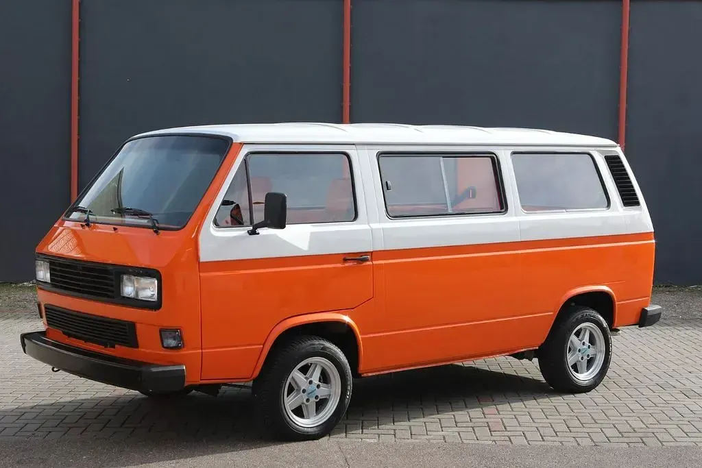 Second-hand VW T3 69 CP (50 kW) 1991 Portocaliu Van