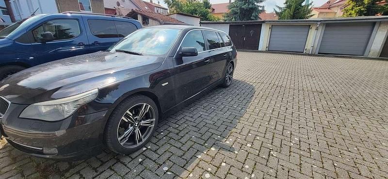 Gebraucht BMW 525 197 PS (144 kW) 2009 Kombi