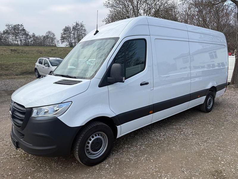 Gebraucht Mercedes Sprinter 170 PS (125 kW) 2023 Weiß Van