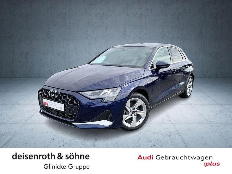 Navarrablau metallic Gebraucht 2024 Audi A3 Advanced Plus Limousine | 32.480 € (Fairer Preis) - Bild 1/4