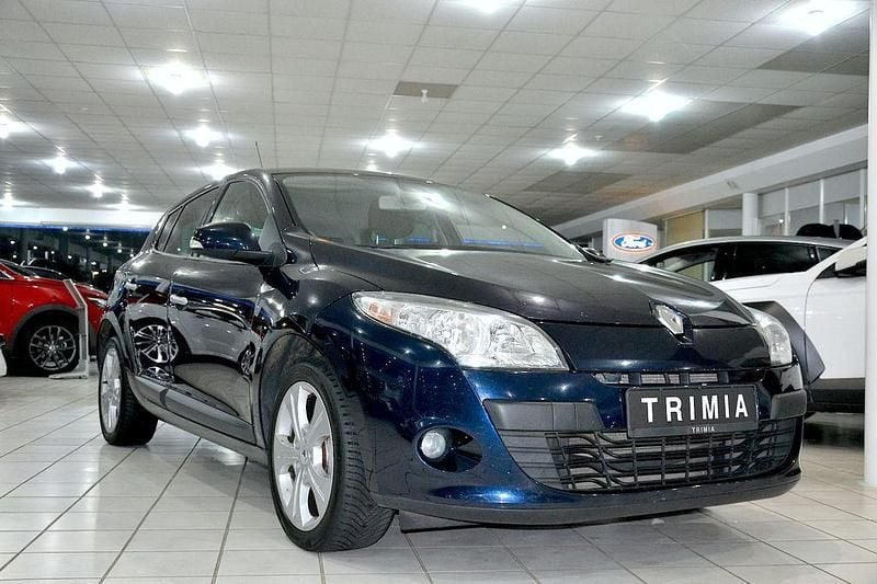 Blau Gebraucht 2010 Renault Mégane Dynamique Limousine | 3.450 € (Guter Preis) - Bild 1/4