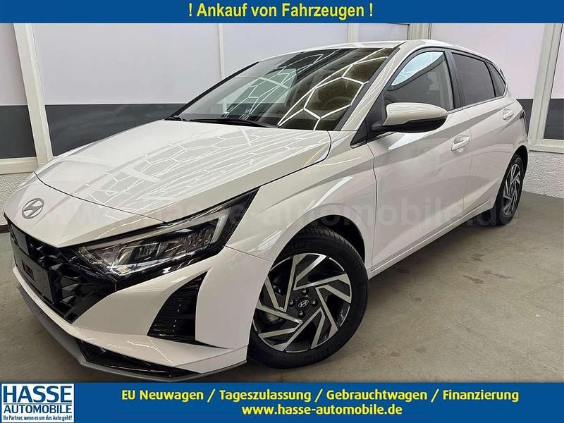 Weiss saw Neu 2025 Hyundai i20 Style Kleinwagen | 25.350 € (Etwas zu teuer) - Bild 1/4