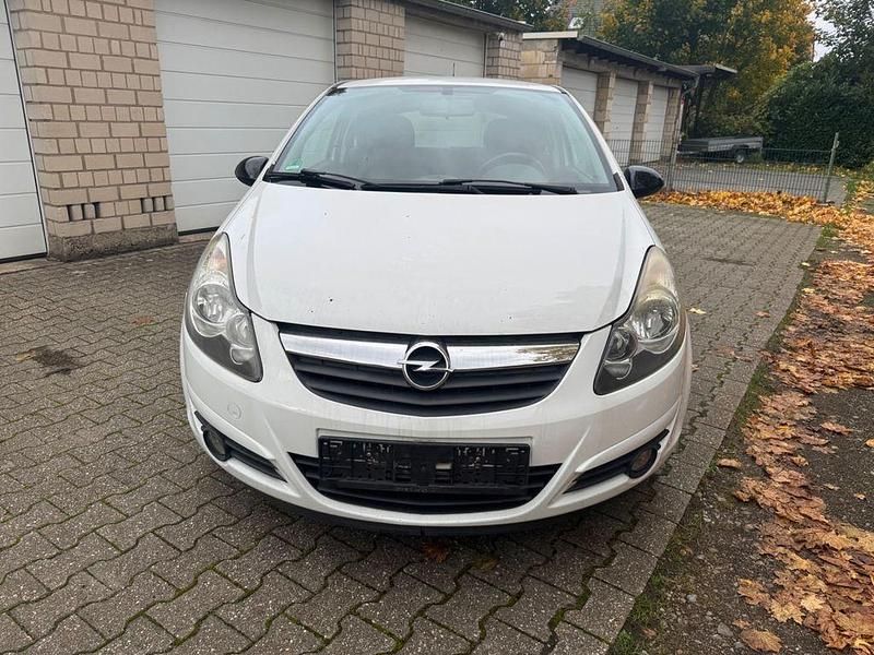 Weiß Gebraucht 2010 Opel Corsa Kleinwagen | 3.999 € (Fairer Preis) - Bild 1/4