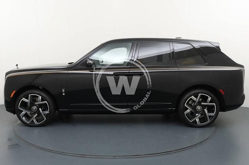Neu Rolls Royce Cullinan 600 PS (441 kW) 2026 Schwarz SUV