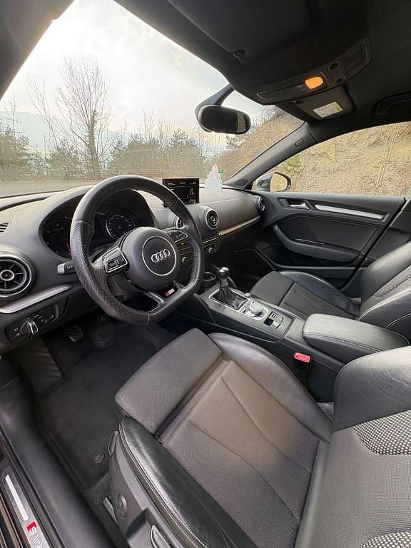 Second-hand Audi A3 S-Line 150 CP (110 kW) 2014 Maro Berlinǎ