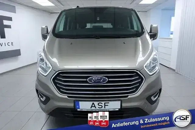 Gebraucht Ford Tourneo Custom Titanium 2022 Silber Van