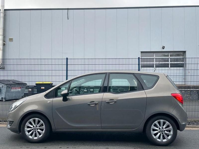 Gebraucht Opel Meriva Edition 101 PS (74 kW) 2010 Grau Van / Kleinbus