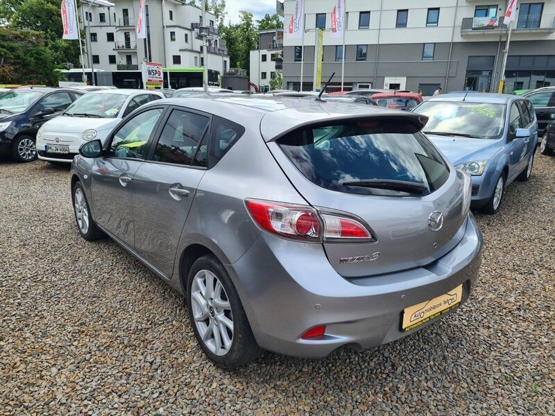 Gebraucht Mazda 3 Kenko 105 PS (77 kW) 2013 Silber Limousine