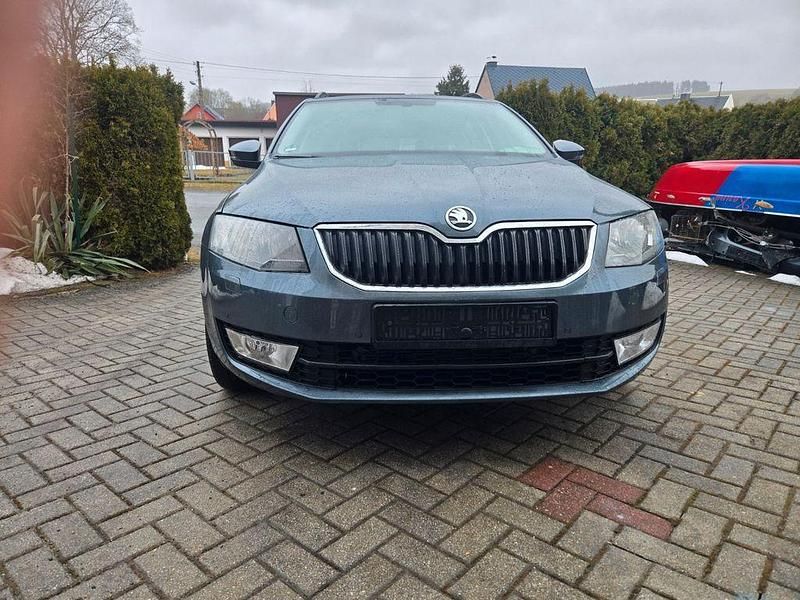 Gebraucht Skoda Octavia Active 110 PS (80 kW) 2016 Blau Kleinwagen