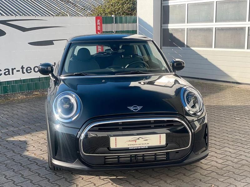 Gebraucht Mini Cooper 136 PS (100 kW) 2023 Schwarz Kleinwagen