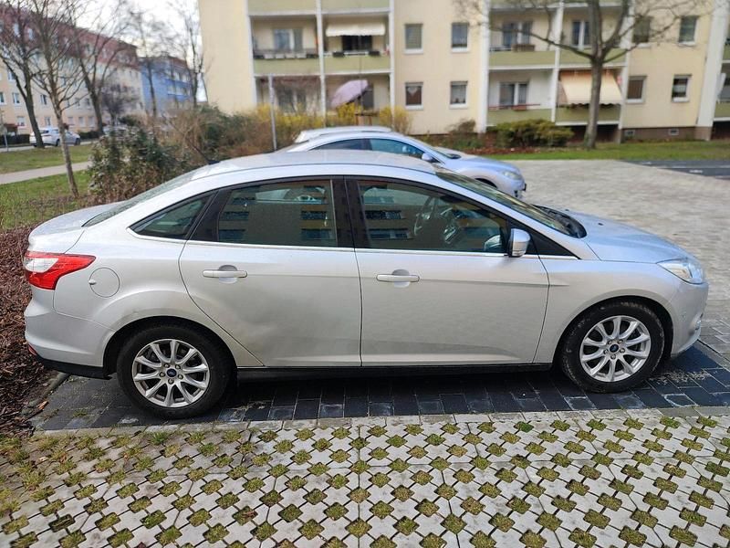 Gebraucht Ford Focus S 150 PS (110 kW) 2011 Silber Limousine