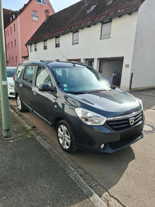 Gebraucht Dacia Lodgy 110 PS (80 kW) 2016 Schwarz Van / Kleinbus