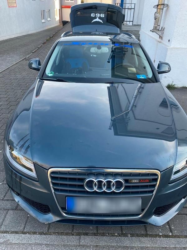 Gebraucht Audi A4 143 PS (105 kW) 2010 Grau Kombi
