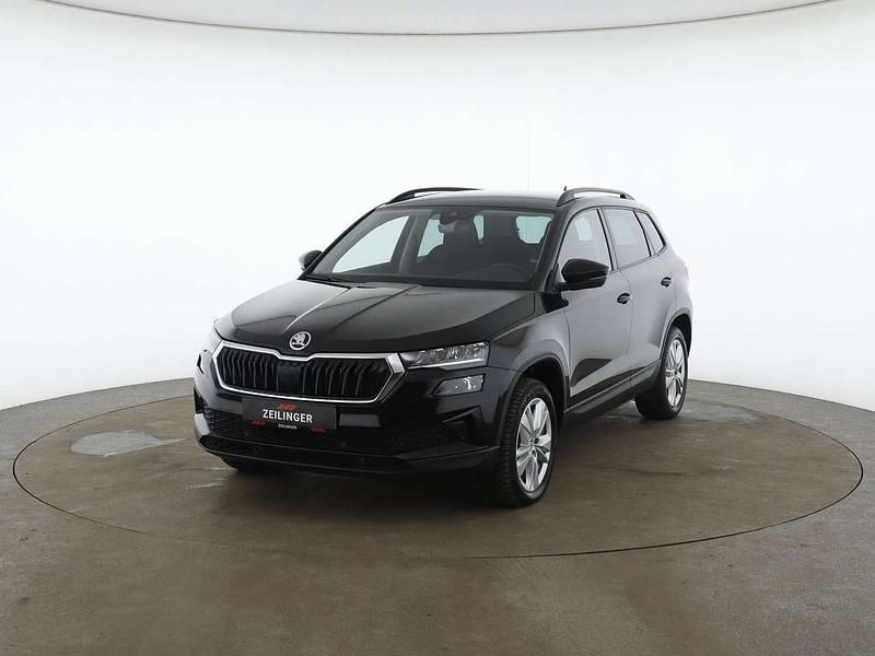 Gebraucht Skoda Karoq Selection 150 PS (110 kW) 2024 Schwarzmagic perleffekt SUV