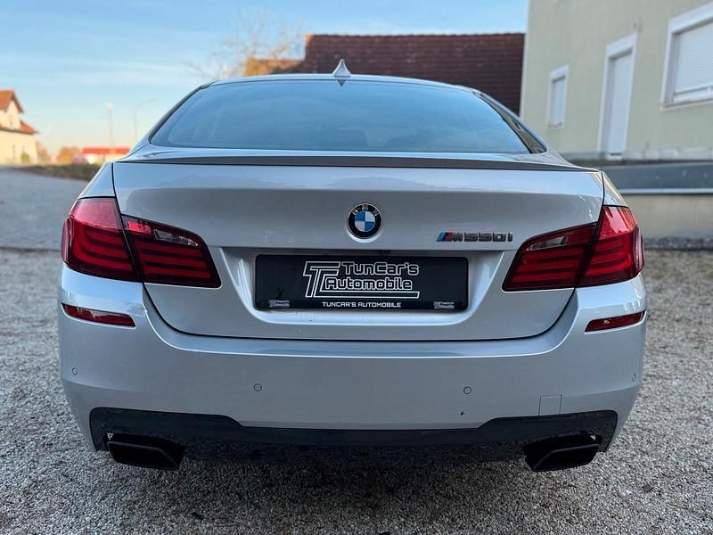 Gebraucht BMW 550 M Sport 408 PS (300 kW) 2012 Silber Limousine