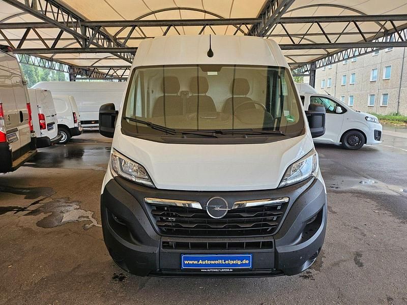 Gebraucht Opel Movano 120 PS (88 kW) 2023 Weiß Van / Kleinbus