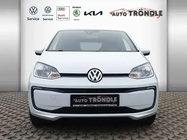 Używany VW e-up! Highline 60 kW (82 KM) 2018 Biały Hatchback