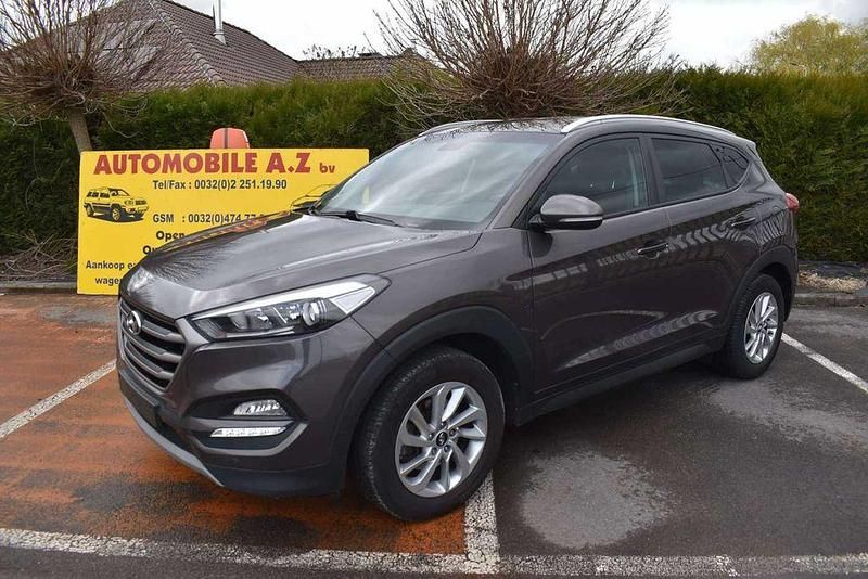 Gebraucht Hyundai Tucson Edition 116 PS (85 kW) 2018 Grau SUV