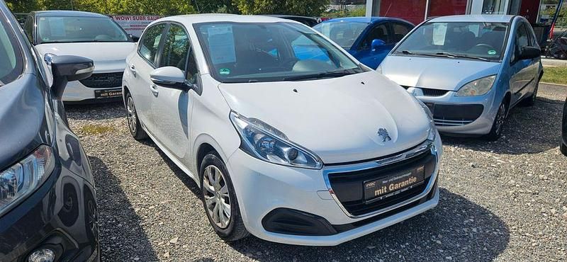 Gebraucht Peugeot 208 Active 82 PS (60 kW) 2016 Kleinwagen