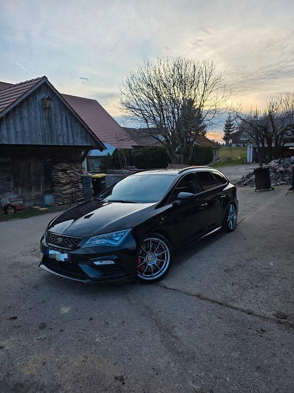 Gebraucht Seat Leon 4Drive 300 PS (220 kW) 2018 Schwarz Kombi