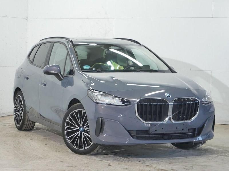 Gebraucht BMW 225 245 PS (180 kW) 2023 Grau Van / Kleinbus