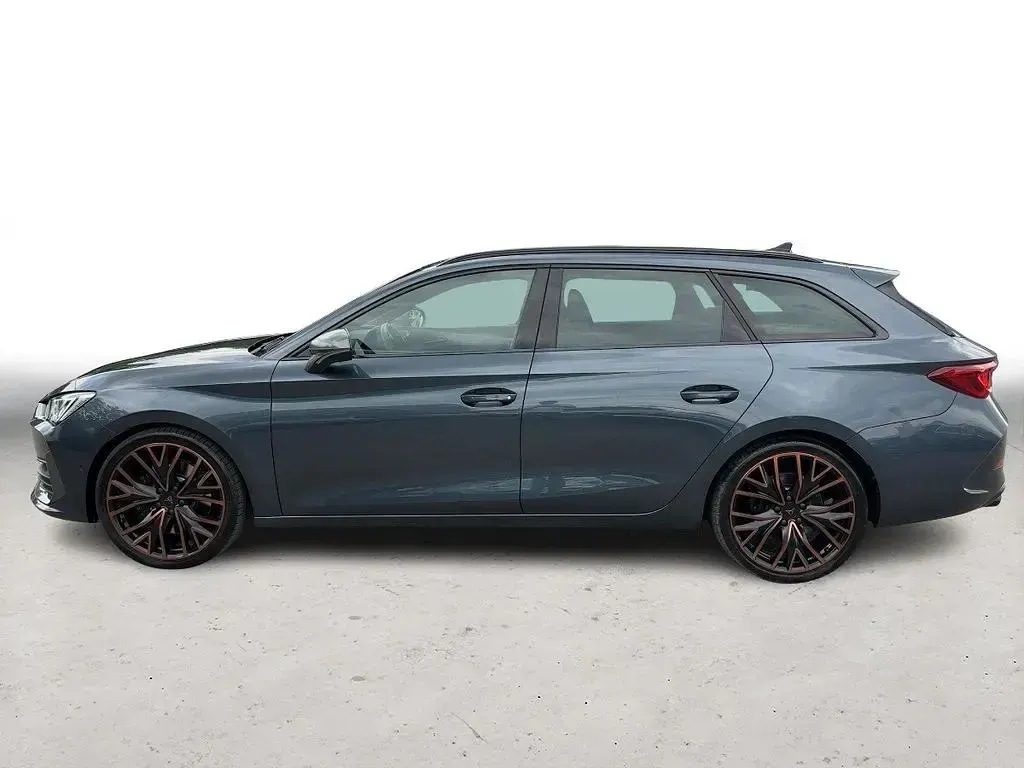 Gebraucht Cupra Leon VZ 300 PS (220 kW) 2024 Grau Limousine