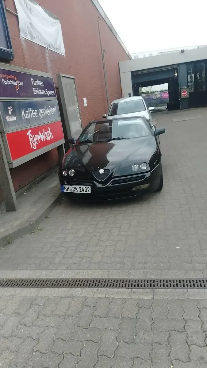 Gebraucht Alfa Romeo Spider 150 PS (110 kW) 1997 Schwarz Cabrio